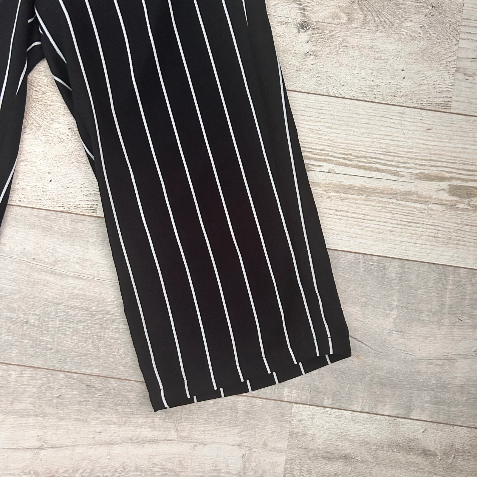 Only Korte Broek / Culotte Zwart met Witte Strepen – Maat 40 – photo 2